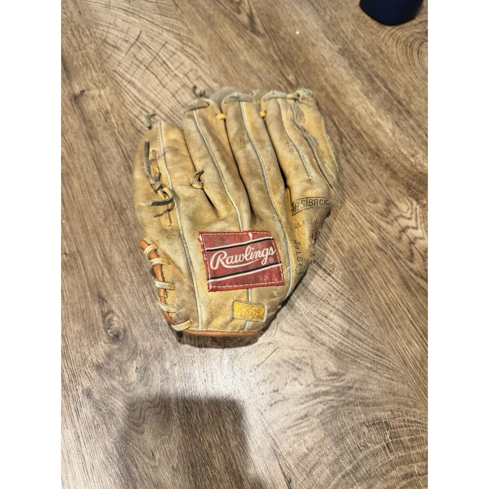 Rawlings Baseball Glove Leather RBG70 Bret Saberhagen 11 Inch Right Hand Throw